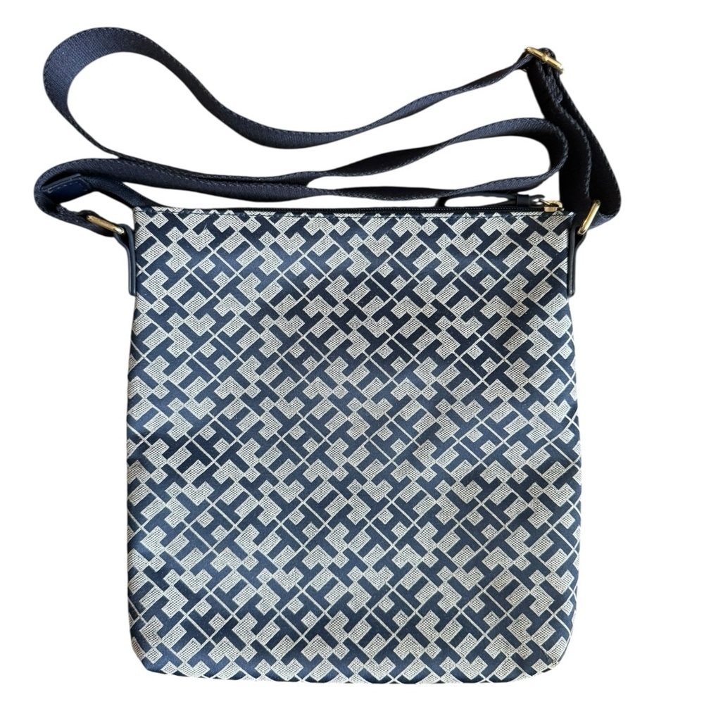 Tommy Hilfiger Garden Classics II-Medium Crossbody Bag-Navy and White Monogram - Picture 3 of 14